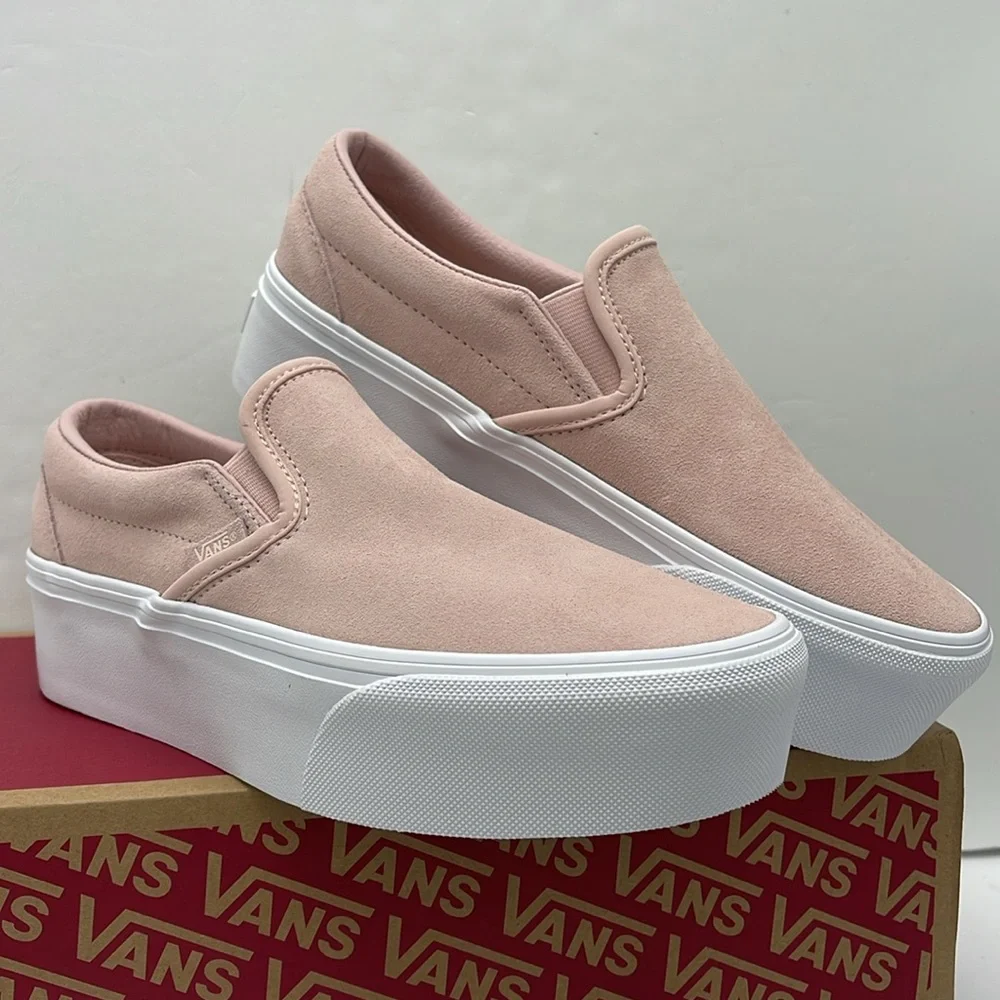 Vans WMNS Platform Sneakers Classic Slip-On Stackform Mono Embroidery Rose Smoke
